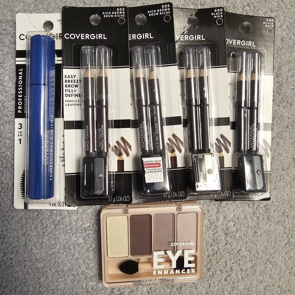 CoverGirl Eye Makeup Set with Eyeliner and Shadow